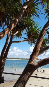 Using crystals to simulate a beach holiday