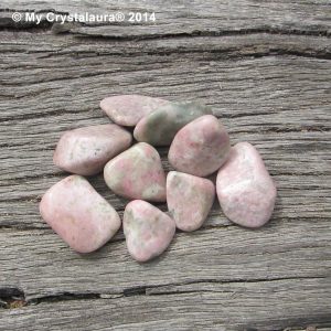 Clinozoisite meaning